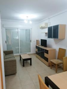 TV a/nebo společenská místnost v ubytování APCOSTAS Torremar - Oropesa