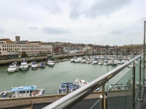 Harbourside Haven Penthouse 2