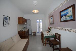 Imagem da galeria de Orfeas Apartments em Kamari