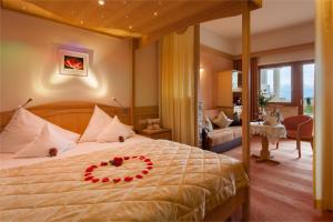 Ένα ή περισσότερα κρεβάτια σε δωμάτιο στο Bärenhotel