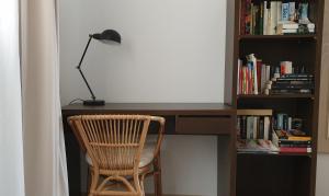 Biblioteka w domu wakacyjnym