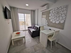 Gallery image of Sol Playa Suites in Valencia
