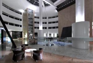 Reštaurácia alebo iné gastronomické zariadenie v ubytovaní Hotel Abades Nevada Palace