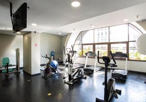 Posilňovňa alebo fitness centrum v ubytovaní Estanplaza Paulista