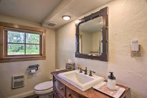 Ένα μπάνιο στο Snow Pine Retreat - Remote Crescent Log Cabin! +25 φωτογραφίες
