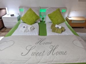 Ένα ή περισσότερα κρεβάτια σε δωμάτιο στο Apartment H2 Düsseldorf