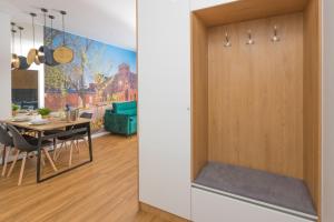 Zdjęcie z galerii obiektu Royal Manu Apartment NETFLIX w Łodzi