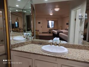 Vannituba majutusasutuses Hotel Frontiere Tijuana