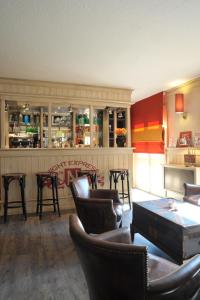 Posezení v ubytování Brit Hotel Essentiel Cholet