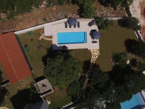 Bazén v ubytování App & Rooms Juraga nebo v jeho okolí