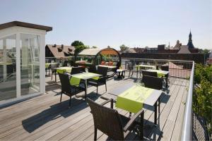 Rõdu või terrass majutusasutuses Hotel Constantia