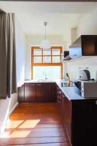 Kuchnia lub aneks kuchenny w obiekcie Apartamenty Świnoujście - Villa Stil 1