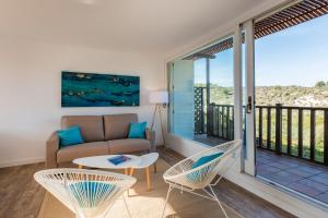 Balkón alebo terasa v ubytovaní Apartamentos Playa Canutells