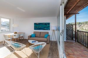 Balkón alebo terasa v ubytovaní Apartamentos Playa Canutells