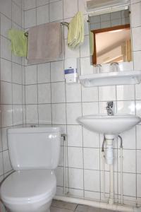 Koupelna v ubytování Hotel Gai Relais