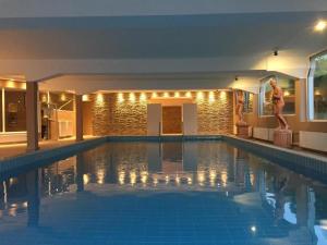 The swimming pool at or close to Appartement Hotel Marolt