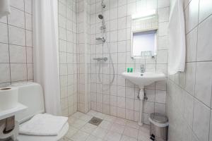 Koupelna v ubytování Centrum Hotel Viljandi + 37 fotografií