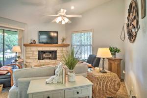 Gallery image of Chic Couples Retreat Well-Appointed Salado Home! in Salado