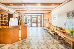 Lobbyen eller receptionen på Waldhotel Sonnenberg