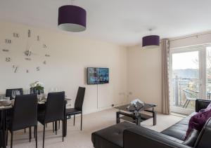 Gallery image of Virexxa Bletchley - Executive Suite - 2Bed Flat with Free Parking in Milton Keynes