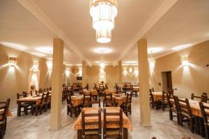 Εστιατόριο ή άλλο μέρος για φαγητό στο Auberge Sahara