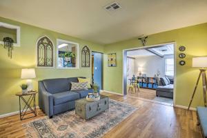 Ảnh trong thư viện ảnh của Tropical Palm Harbor Retreat with Lanai and Patio! ở Palm Harbor