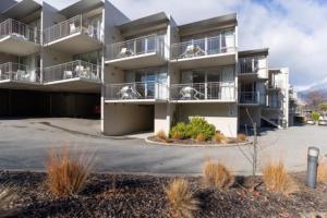 Bygningen som lejligheden ligger i + 7 billeder