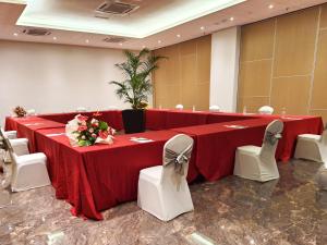 Zona business o sala conferenze di Pacific Regency Beach Resort, Port Dickson