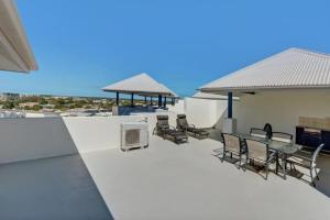 Balcó o terrassa a Raffles Mooloolaba