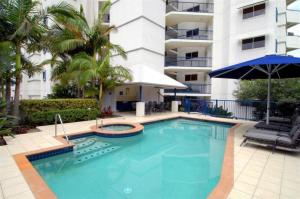 Piscina a Raffles Mooloolaba o a prop