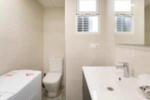 ISCAHOME-Mercado Central, Alicante – Updated 2022 Prices