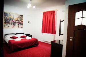 Fotografie z fotogalerie ubytování Pensiunea Maria v destinaci Roşiori de Vede + 86 fotografií