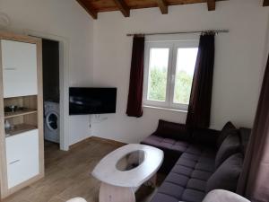 Gallery image of Vivi holiday house for 2 in Nerezine