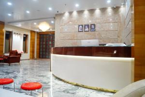 Zona de hol sau recepție la Hotel Shree Shyam International