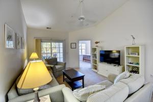 4933 Crab Pond Court #203 condo