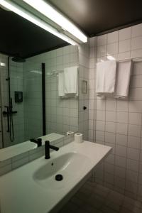 Koupelna v ubytování Canyon Hotell