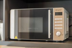 Kuchyň nebo kuchyňský kout v ubytování Nena Apartments - Kreuzberg 61