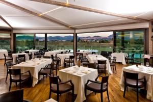 Restaurace v ubytování Valle di Assisi Hotel & Spa