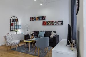 Et tv og/eller underholdning på Large one bedroom flat in the Old Town + 16 billeder