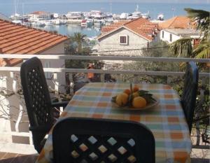 Foto da galeria de Apartments Biserka - 50 m from beach em Trogir