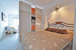 Posteľ alebo postele v izbe v ubytovaní bright central apartment