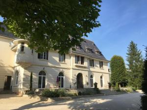 Gallery image of Villa Bagatelle in Saint-Laurent-du-Pont