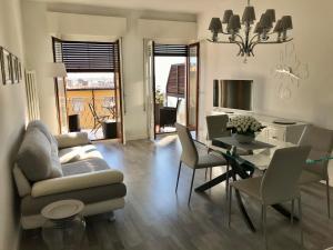 Et opholdsområde på APT ELENA FRONTE LAGO