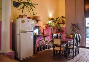 Kuchyň nebo kuchyňský kout v ubytování Hotel Santa Ana