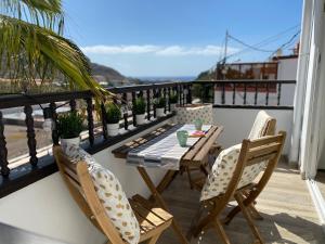 Общий вид на горы или вид на горы из апартаментов/квартиры +12 фотографий