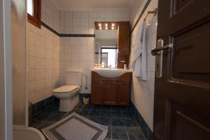 A bathroom at Villa Amalia