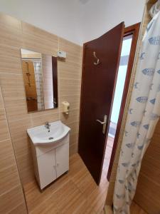 Kúpeľňa v ubytovaní Villa Matea - Vir + 37 fotografií