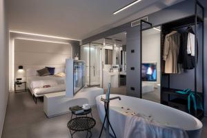 Łazienka w obiekcie J44 Lifestyle Hotel