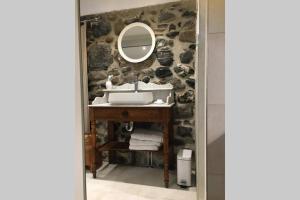 Φωτογραφία από το άλμπουμ του La maison Laugier charme, confort, authenticité σε Saint-Etienne-de-Tinee +7 φωτογραφίες