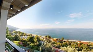 Galeriebild der Unterkunft KaLLiA SUITES- CHOREFTO in Khorevtón